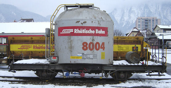 RhB Uce 8004 Zementsilowagen